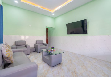 3 Bedroom Flat For Rent - Svay Dangkum, Siem Reap thumbnail