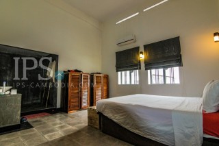 Renovated Duplex 2 Bedroom Apartment For Rent - Wat Phnom, Phnom Penh thumbnail