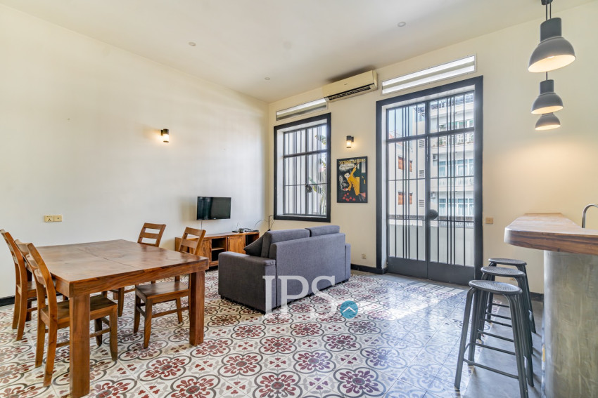 Renovated Duplex 2 Bedroom Apartment For Rent - Srah Chork, Phnom Penh