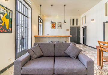 Renovated Duplex 2 Bedroom Apartment For Rent - Srah Chork, Phnom Penh thumbnail