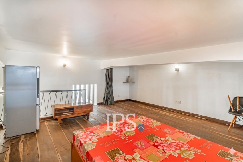 Renovated Duplex 2 Bedroom Apartment For Rent - Srah Chork, Phnom Penh