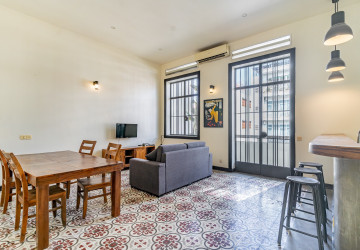 Renovated Duplex 2 Bedroom Apartment For Rent - Srah Chork, Phnom Penh thumbnail