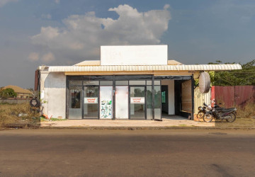 180 Sqm Retail Space For Rent - Sala Kamreuk, Siem Reap thumbnail