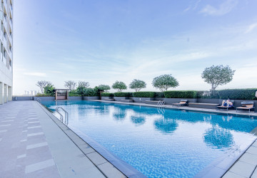 3 Bedroom Condo For Rent - The Peak, Tonle Bassac, Phnom Penh thumbnail