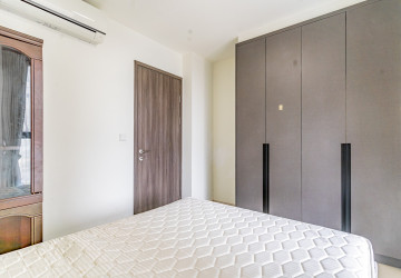 3 Bedroom Condo For Rent - The Peak, Tonle Bassac, Phnom Penh thumbnail