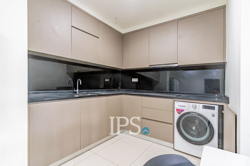 3 Bedroom Condo For Rent - The Peak, Tonle Bassac, Phnom Penh