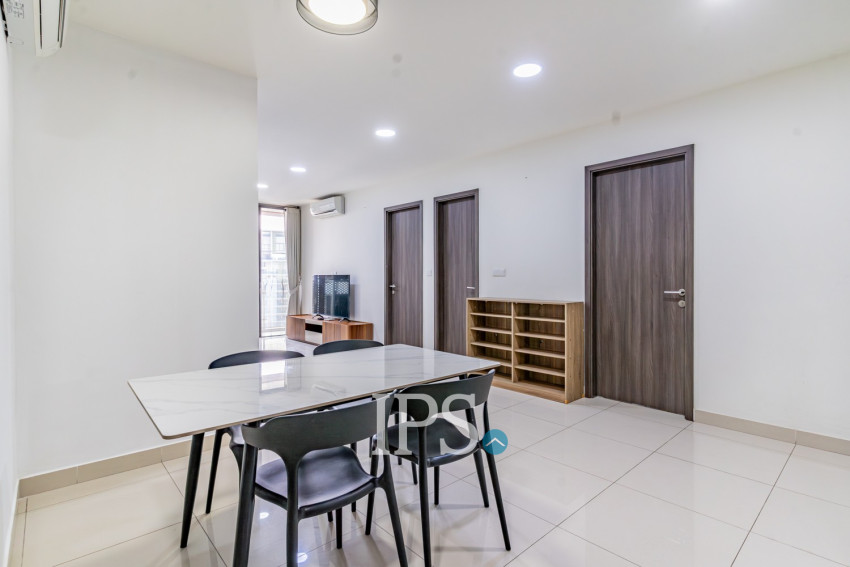 3 Bedroom Condo For Rent - The Peak, Tonle Bassac, Phnom Penh
