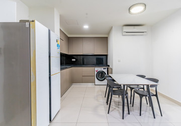 3 Bedroom Condo For Rent - The Peak, Tonle Bassac, Phnom Penh thumbnail