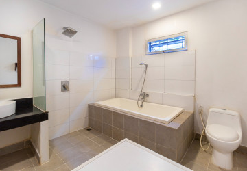 1 Bedroom Apartment For Rent - Kouk Chak, Siem Reap thumbnail