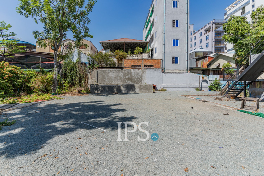864 Sqm Commercial Land For Rent - BKK2, Phnom Penh