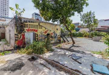 864 Sqm Commercial Land For Rent - BKK2, Phnom Penh thumbnail