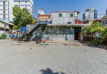 864 Sqm Commercial Land For Rent - BKK2, Phnom Penh thumbnail