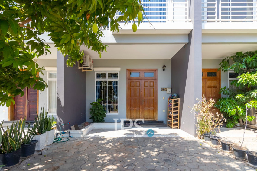 2 Bedroom House For Sale - Svay Dangkum, Siem Reap