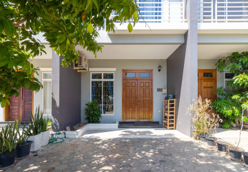 2 Bedroom House For Sale - Svay Dangkum, Siem Reap thumbnail