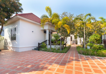 4 Compound Villa For Rent - Chreav, Siem Reap thumbnail