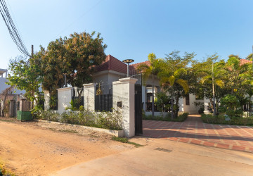 4 Compound Villa For Rent - Chreav, Siem Reap thumbnail