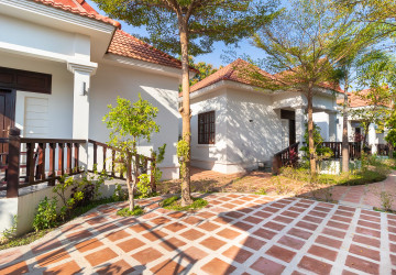 4 Compound Villa For Rent - Chreav, Siem Reap thumbnail