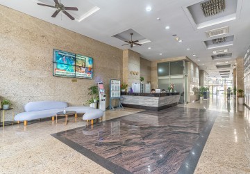 1 Bedroom Condo For rent - De Castle Royal, BKK1, Phnom Penh thumbnail