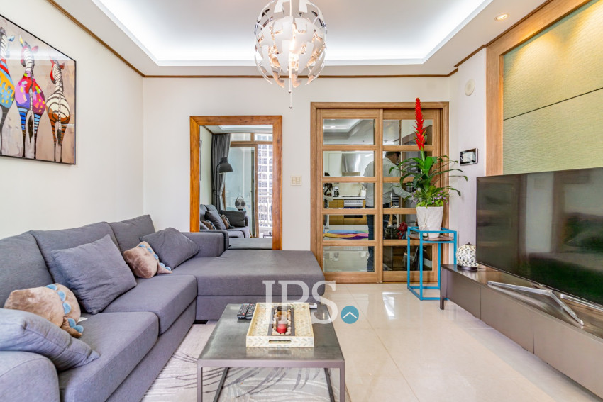 1 Bedroom Condo For Rent - De Castle Royal, BKK1, Phnom Penh