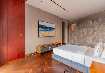 3 Bedroom Serviced Penthouse For Rent - Toul Kork, Phnom Penh thumbnail