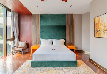 3 Bedroom Serviced Penthouse For Rent - Toul Kork, Phnom Penh thumbnail