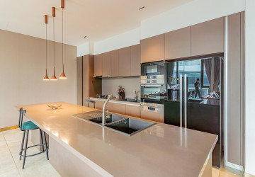 3 Bedroom Serviced Penthouse For Rent - Toul Kork, Phnom Penh thumbnail