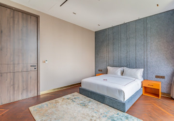 3 Bedroom Serviced Penthouse For Rent - Toul Kork, Phnom Penh thumbnail