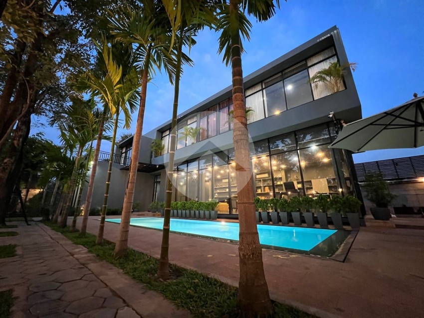 4 Bedroom Luxury Villa For Rent - Svay Dangkum, Siem Reap