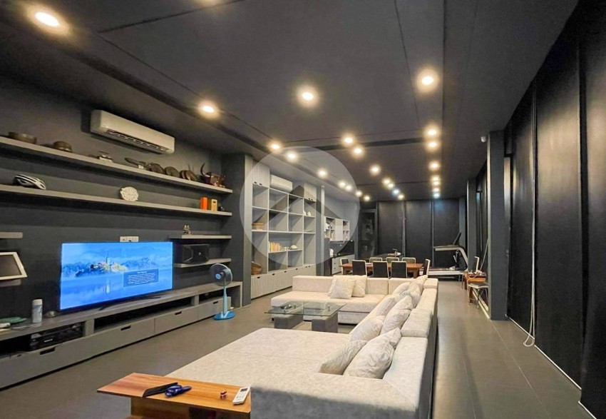 4 Bedroom Luxury Villa For Rent - Svay Dangkum, Siem Reap