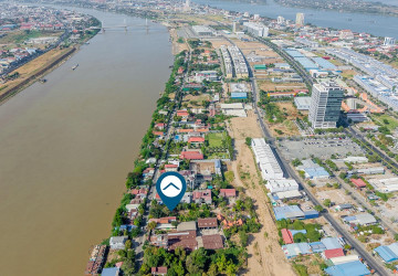 1,384 Sqm Residential Land For Sale - Chroy Changvar, Pnom Penh thumbnail
