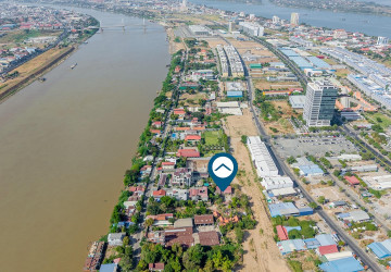 728 Sqm Residential Land For Sale - Chroy Changvar, Phnom Penh thumbnail