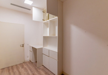 85 Sqm Office Space For Rent - Beoung Raing, Phnom Penh thumbnail