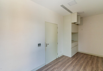 85 Sqm Office Space For Rent - Beoung Raing, Phnom Penh thumbnail