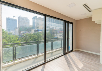 85 Sqm Office Space For Rent - Beoung Raing, Phnom Penh thumbnail