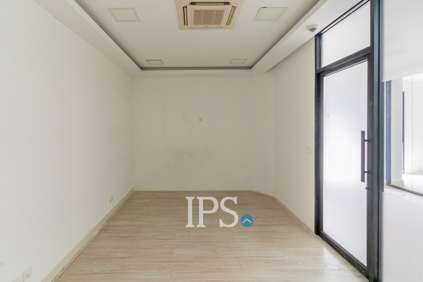 60 Sqm Office Space For Rent - Beoung Raing, Phnom Penh