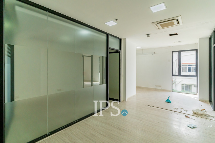 60 Sqm Office Space For Rent - Beoung Raing, Phnom Penh
