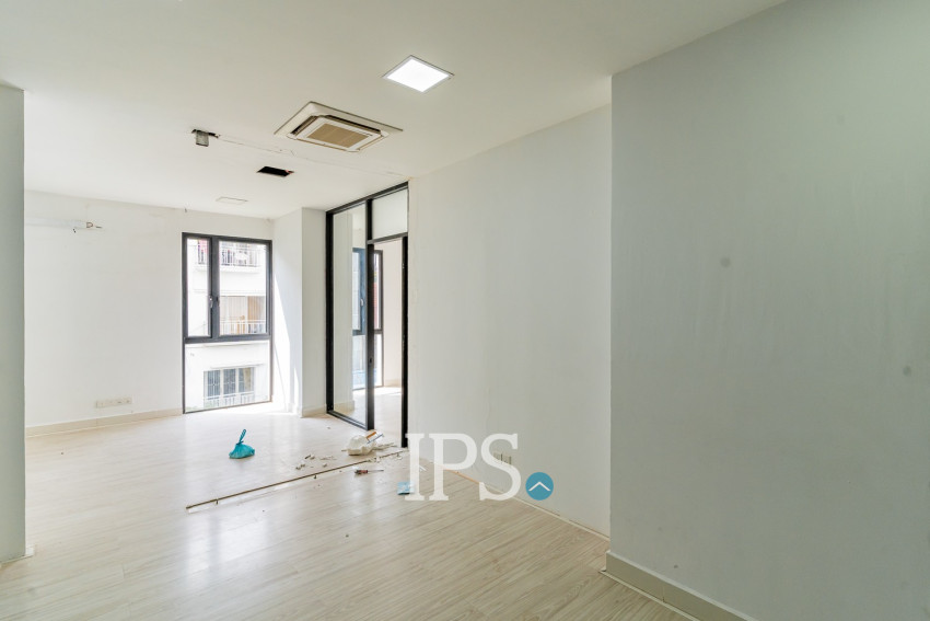 60 Sqm Office Space For Rent - Beoung Raing, Phnom Penh