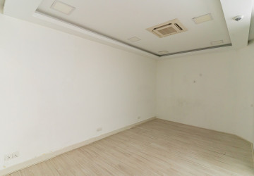 60 Sqm Office Space For Rent - Beoung Raing, Phnom Penh thumbnail