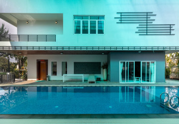 6 Bedroom Villa For Rent - Melbourne Residence, Sra Ngae, Siem Reap thumbnail