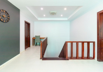 6 Bedroom Villa For Rent - Melbourne Residence, Sra Ngae, Siem Reap thumbnail