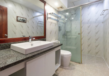 6 Bedroom Villa For Rent - Melbourne Residence, Sra Ngae, Siem Reap thumbnail