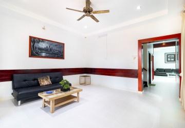 6 Bedroom Villa For Rent - Melbourne Residence, Sra Ngae, Siem Reap thumbnail