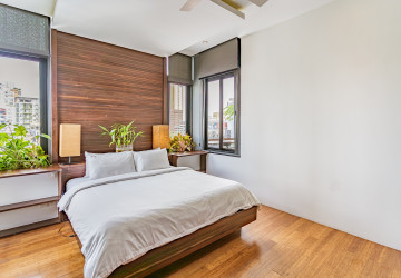 1 Bedroom Serviced Apartment For Rent - Tonle Bassac, Phnom Penh thumbnail