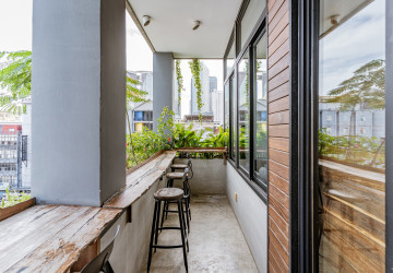 1 Bedroom Serviced Apartment For Rent - Tonle Bassac, Phnom Penh thumbnail