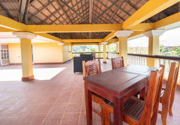 1 Bedroom Apartment For Rent - Slor Kram, Siem Reap thumbnail