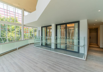1 Bedroom Condo For Sale - GATO Tower, BKK1, Phnom Penh thumbnail