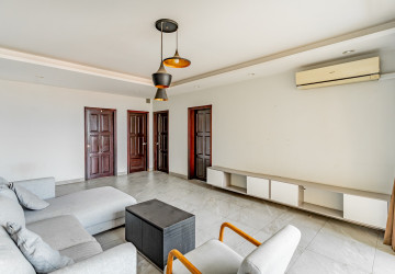 3 Bedroom Condo For Rent- Rose Condo, Tonle Bassac, Phnom Penh thumbnail