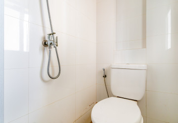 3 Bedroom Condo For Rent- Rose Condo, Tonle Bassac, Phnom Penh thumbnail