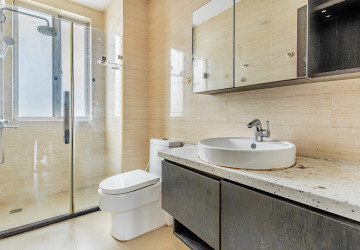 3 Bedroom Condo For Rent- Rose Condo, Tonle Bassac, Phnom Penh thumbnail