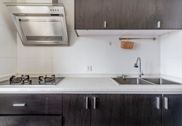 3 Bedroom Condo For Rent- Rose Condo, Tonle Bassac, Phnom Penh thumbnail